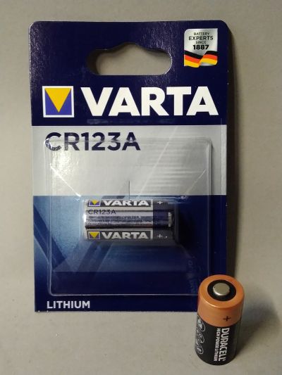 CR123A litio Varta - Duracell